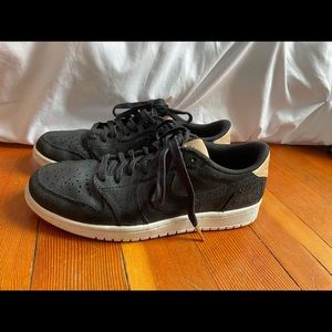 Air Jordan one retro low OG premium black/vachetta